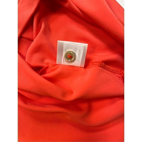 Peter Millar Golf Polo Tangerine Orange Wicking UPF Contrast Collar Size Medium - Picture 5 of 9